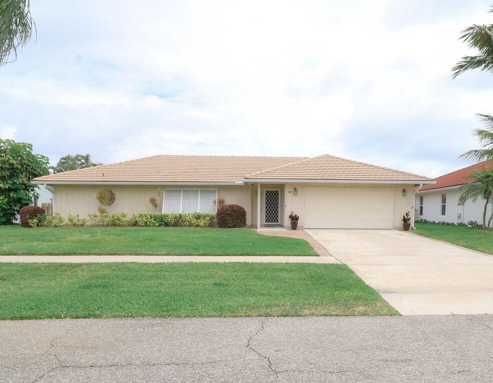 73 Pine Hill Trail W, Jupiter FL 33469