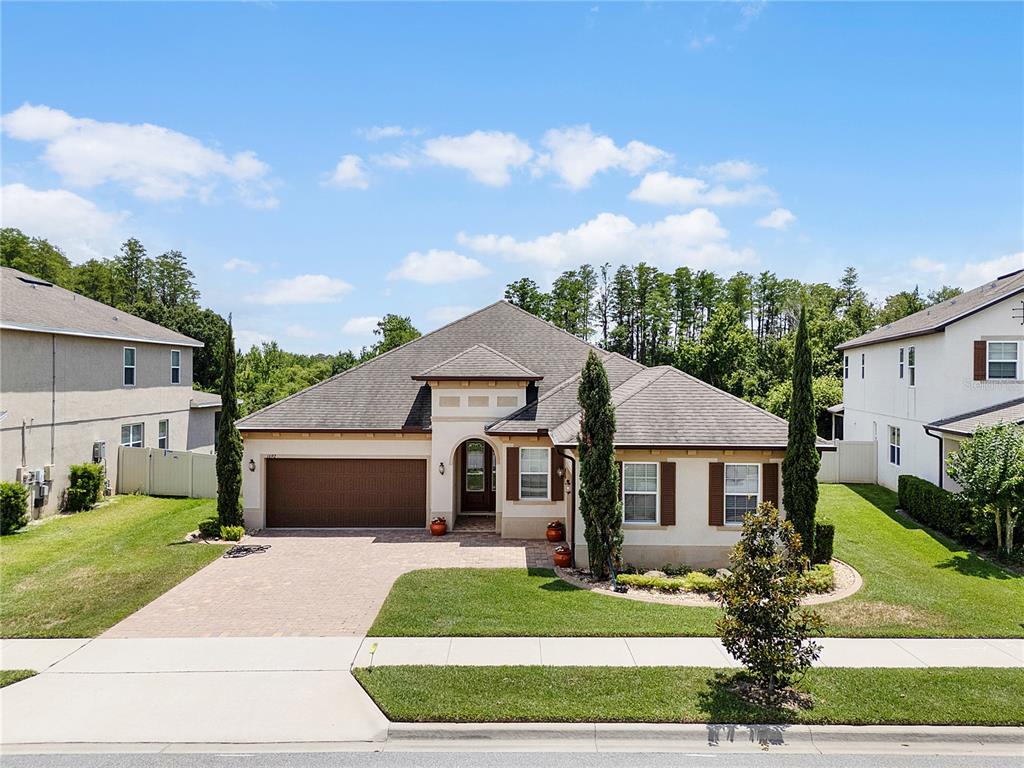 1692 HIGHBANKS CIRCLE