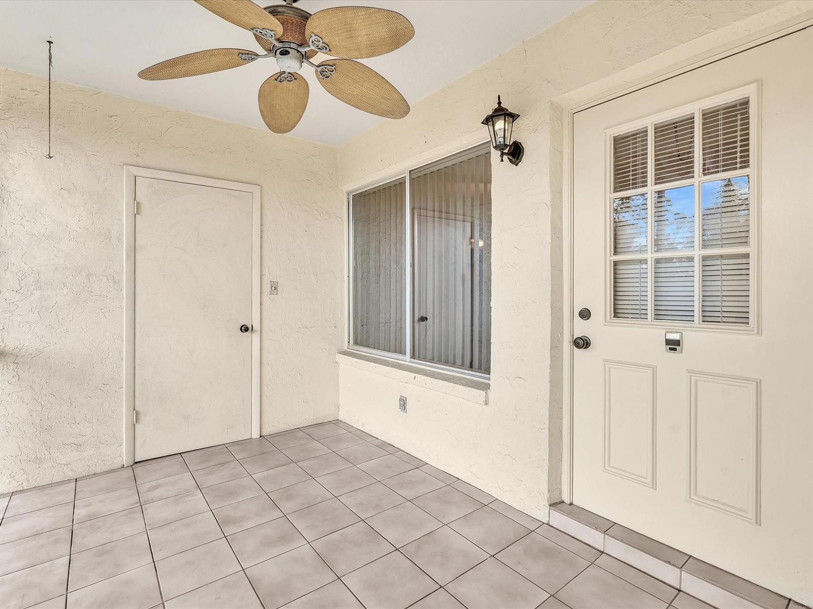 305 Knotty Pine Circle # A2, FL 33463, FL — photo 3 of 30