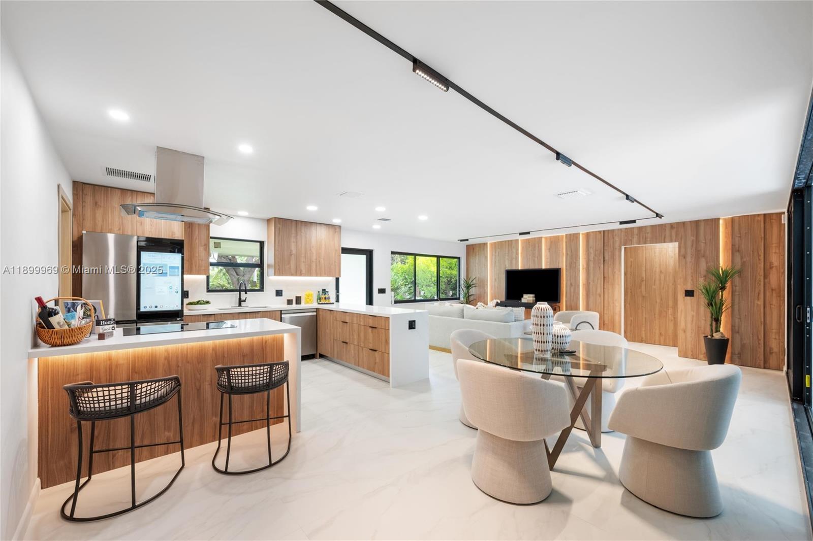 2020 NE 54th, Fort Lauderdale FL 33308