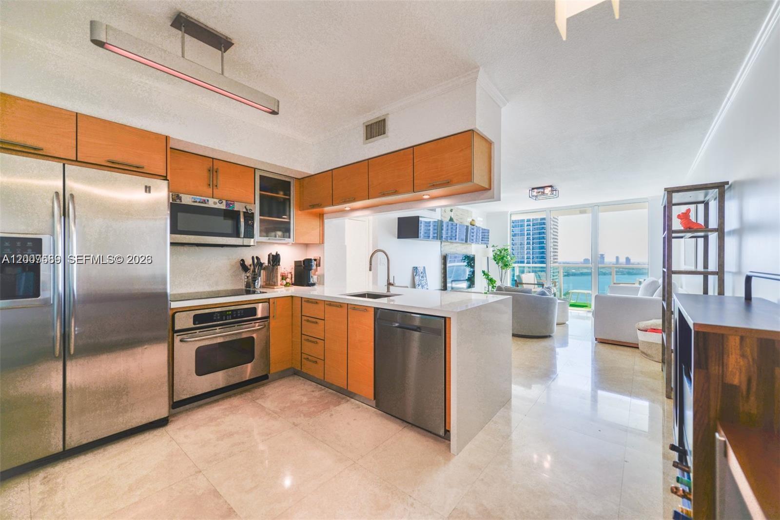 31 SE 5th St # 3002, Miami FL 33131