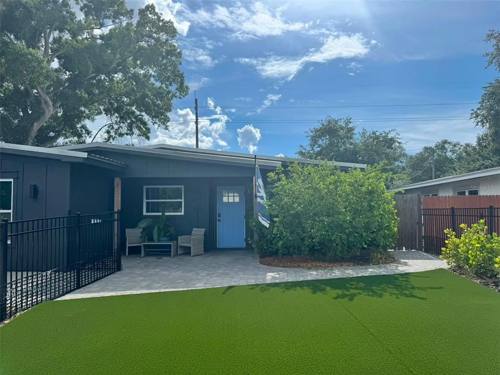 4211 S DREXEL AVENUE