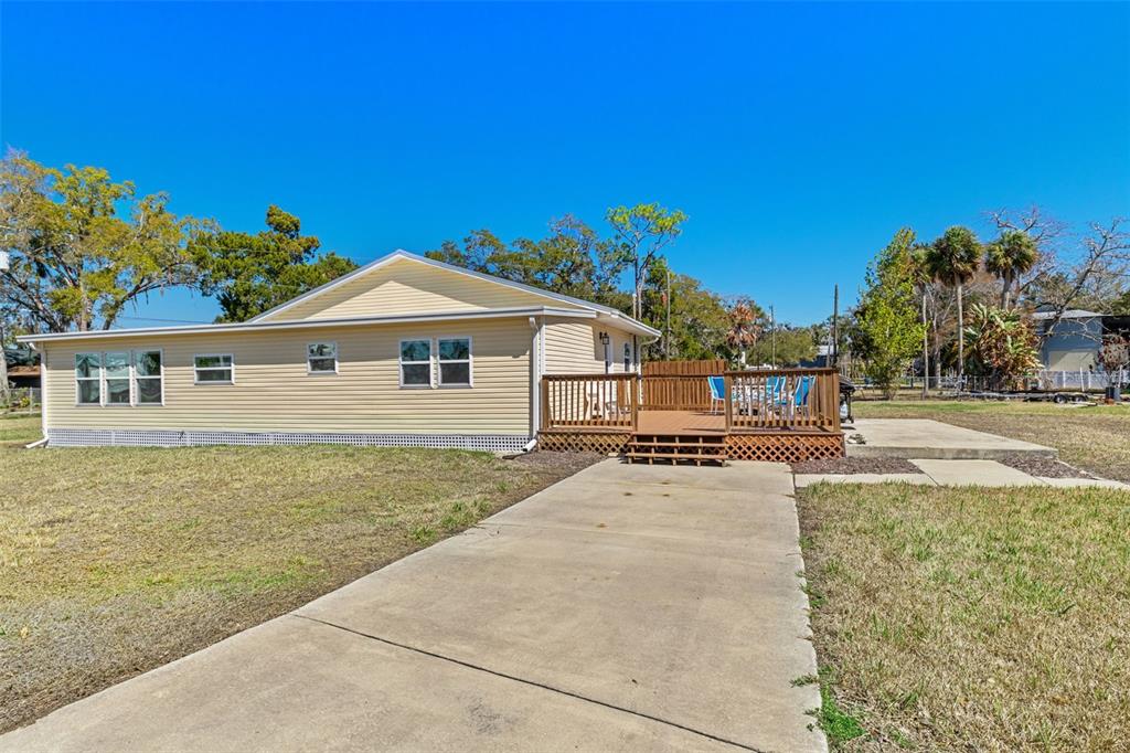 7272 WESTWIND STREET, WEEKI WACHEE, FL — photo 2 of 30