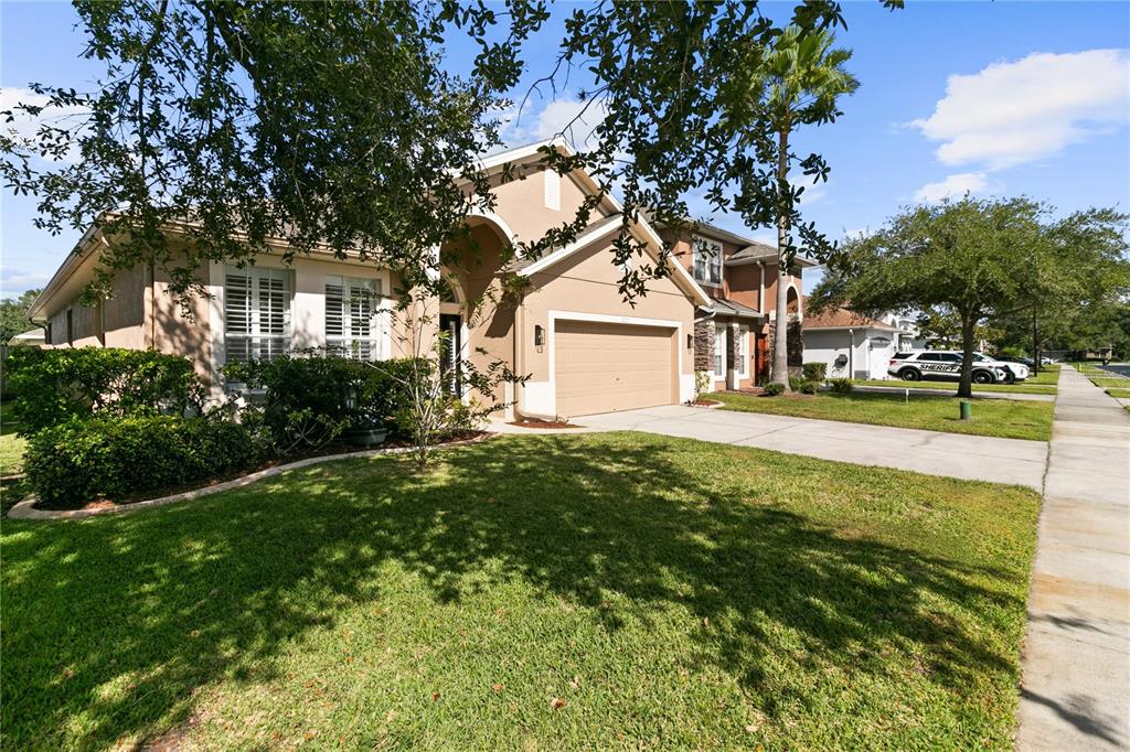 227 VENETIAN BAY CIRCLE