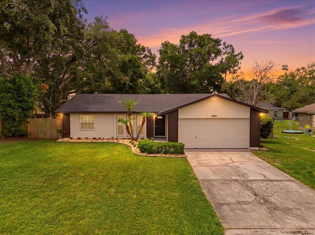 1422 PERIWINKLE COURT