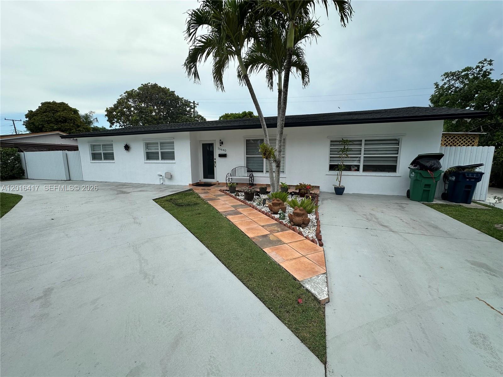 15640 SW 102nd Pl # 15640, Miami FL 33157
