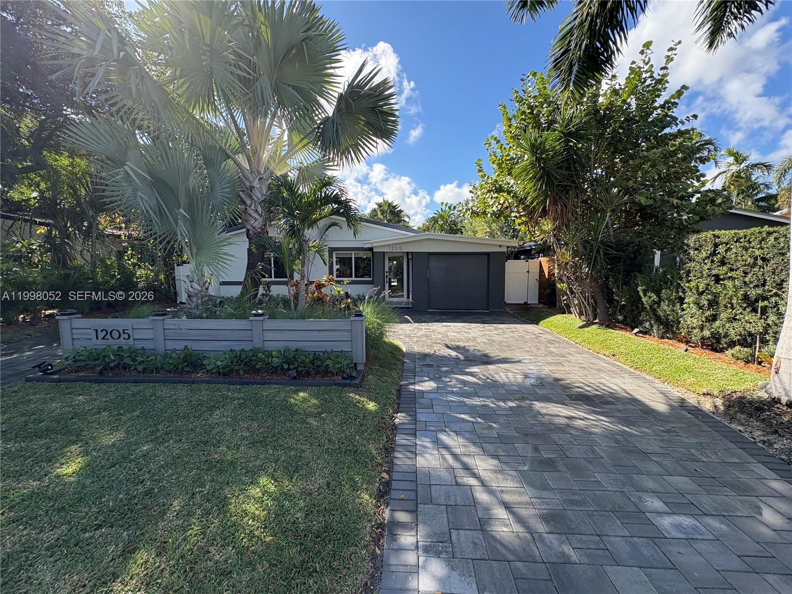 1205 NE 17th Ter, Fort Lauderdale FL 33304