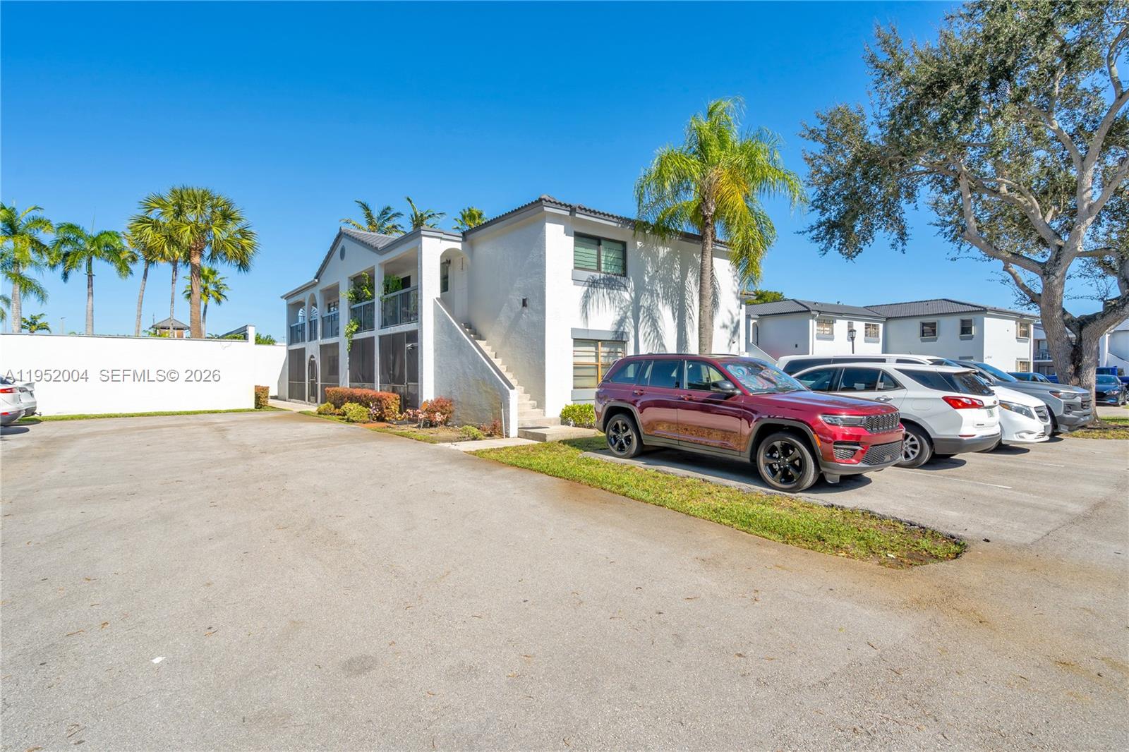 18370 Mediterranean Blvd # 25, Hialeah FL 33015