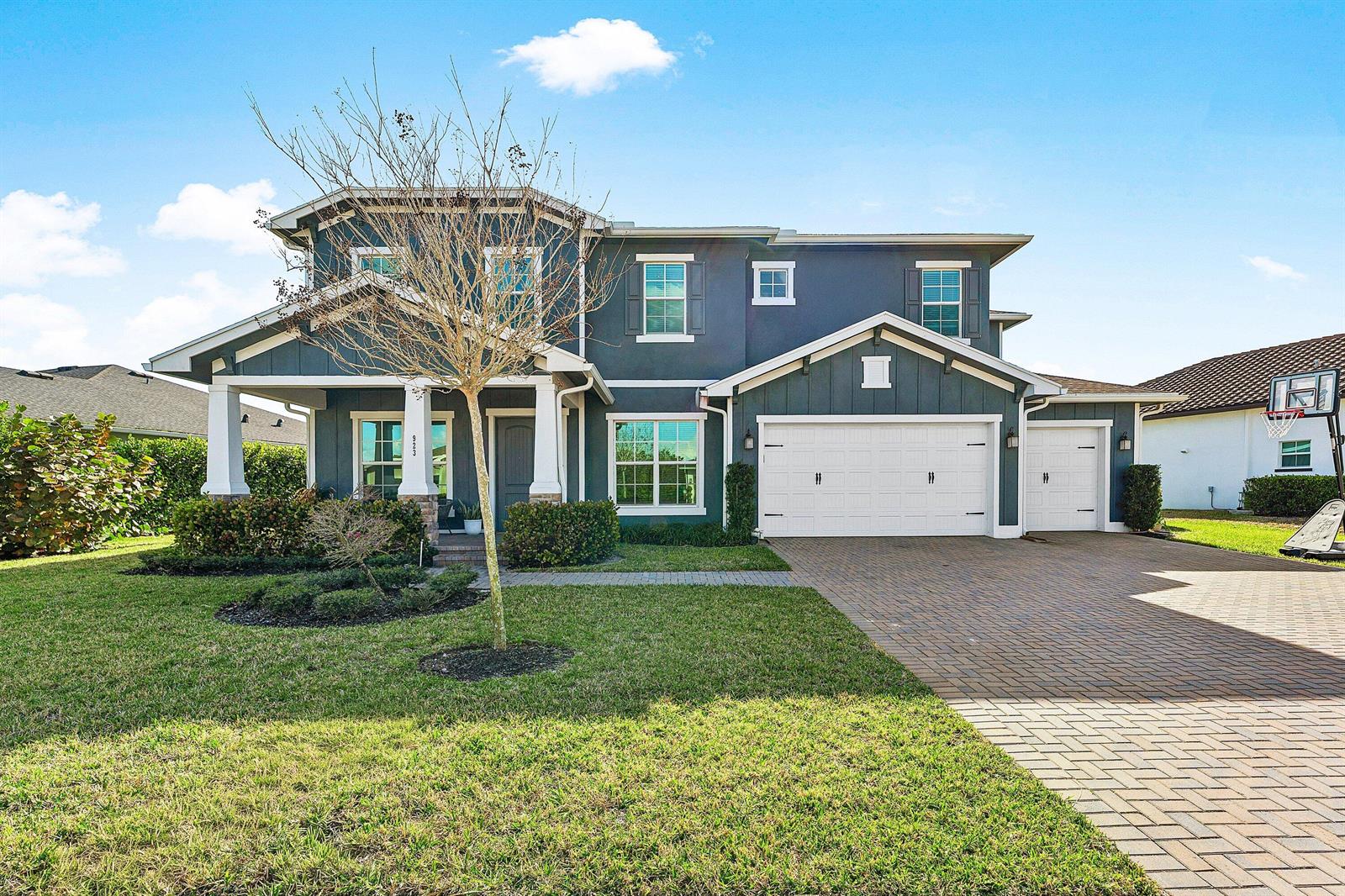 923 Hookline Circle, FL 33470