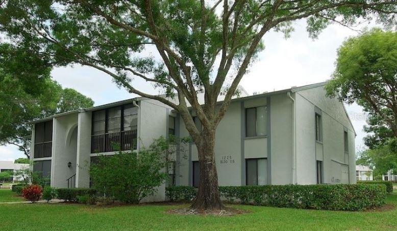 1225 PINE RIDGE CIRCLE W UNIT C1