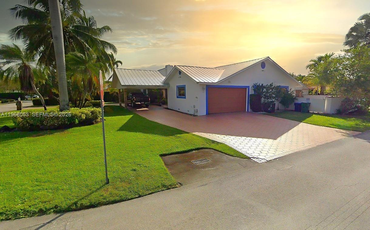 20040 E Oakmont Dr, Hialeah FL 33015