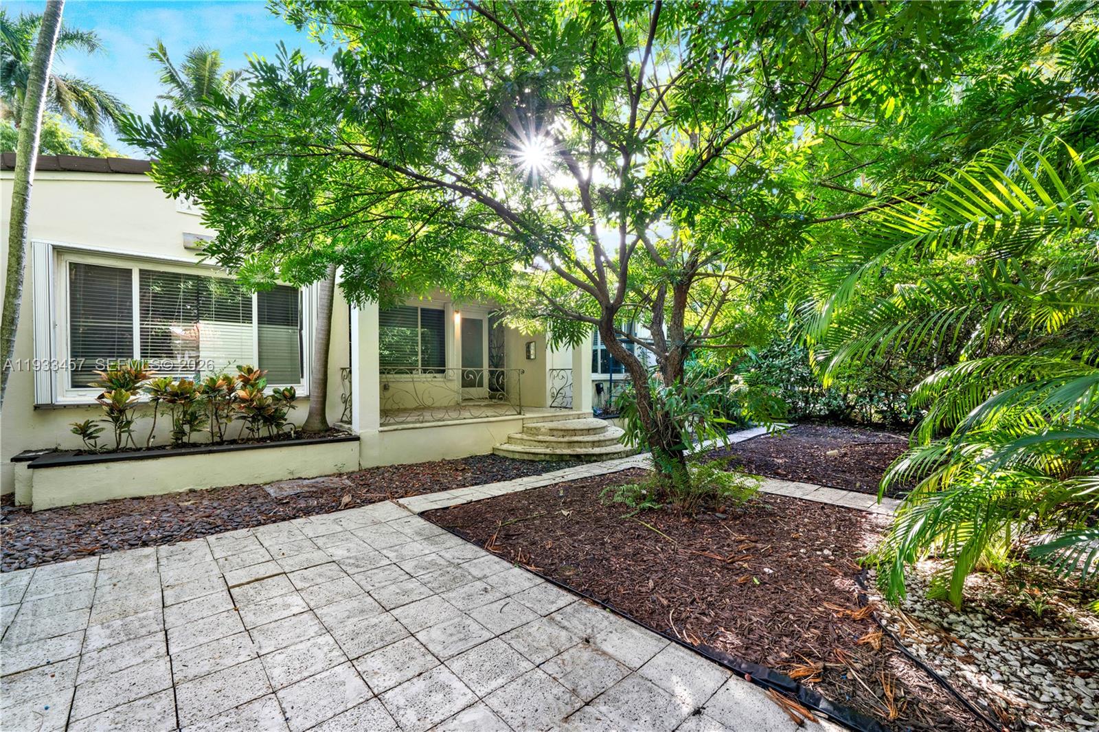 3415 Royal Palm Ave, Miami Beach FL 33140