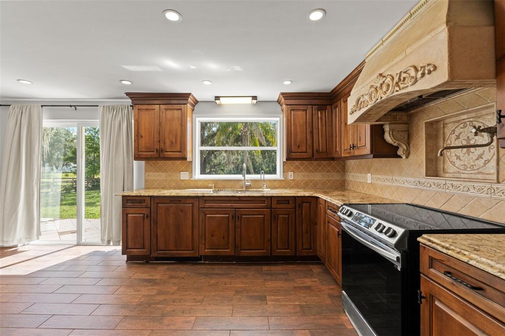 9850 ARROW DRIVE, NEW PORT RICHEY, FL — photo 3 of 30