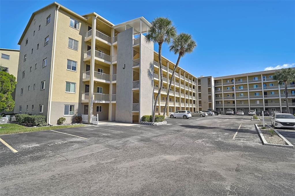 3585 LAKE BAYSHORE DRIVE UNIT J-301
