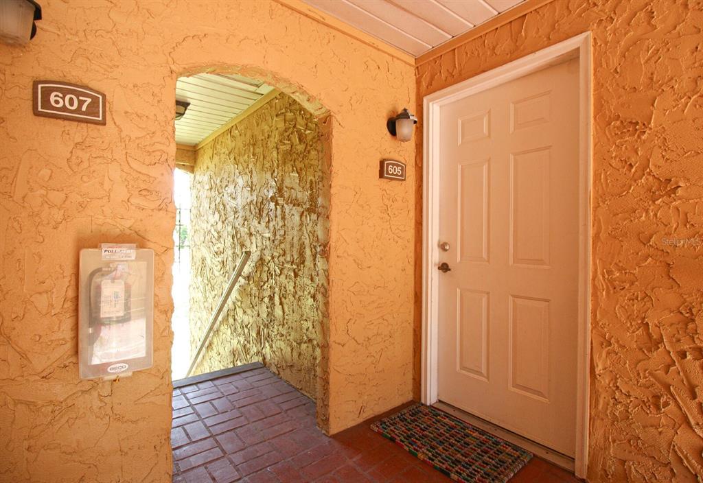 1753 PARAKEET WAY UNIT 605, SARASOTA, FL — photo 2 of 13