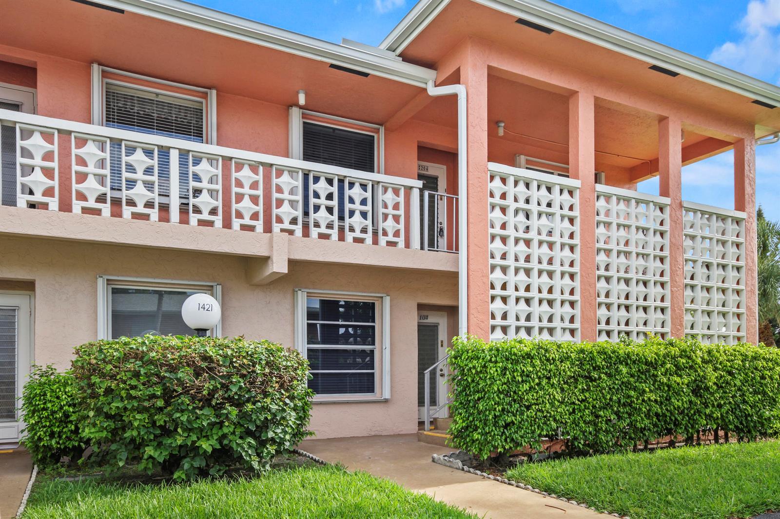 1421 NW 20th Avenue # 204, Delray Beach FL 33445