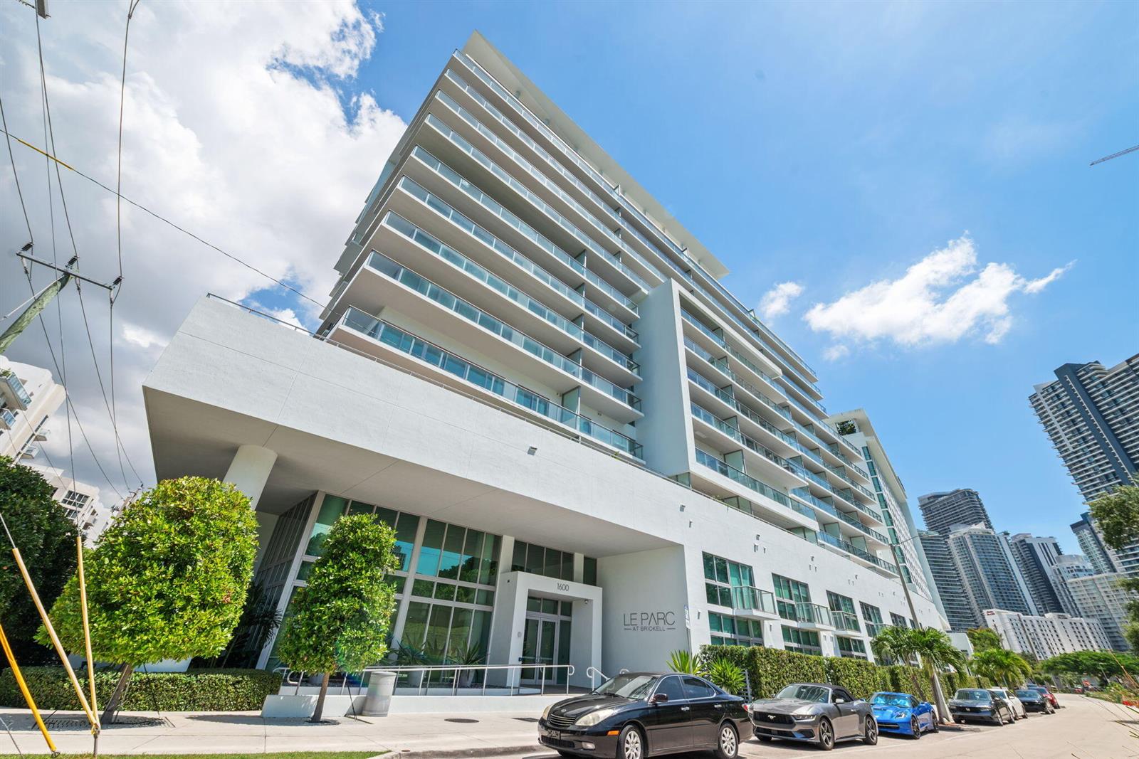 1600 SW 1st Avenue # 702, Miami FL 33129