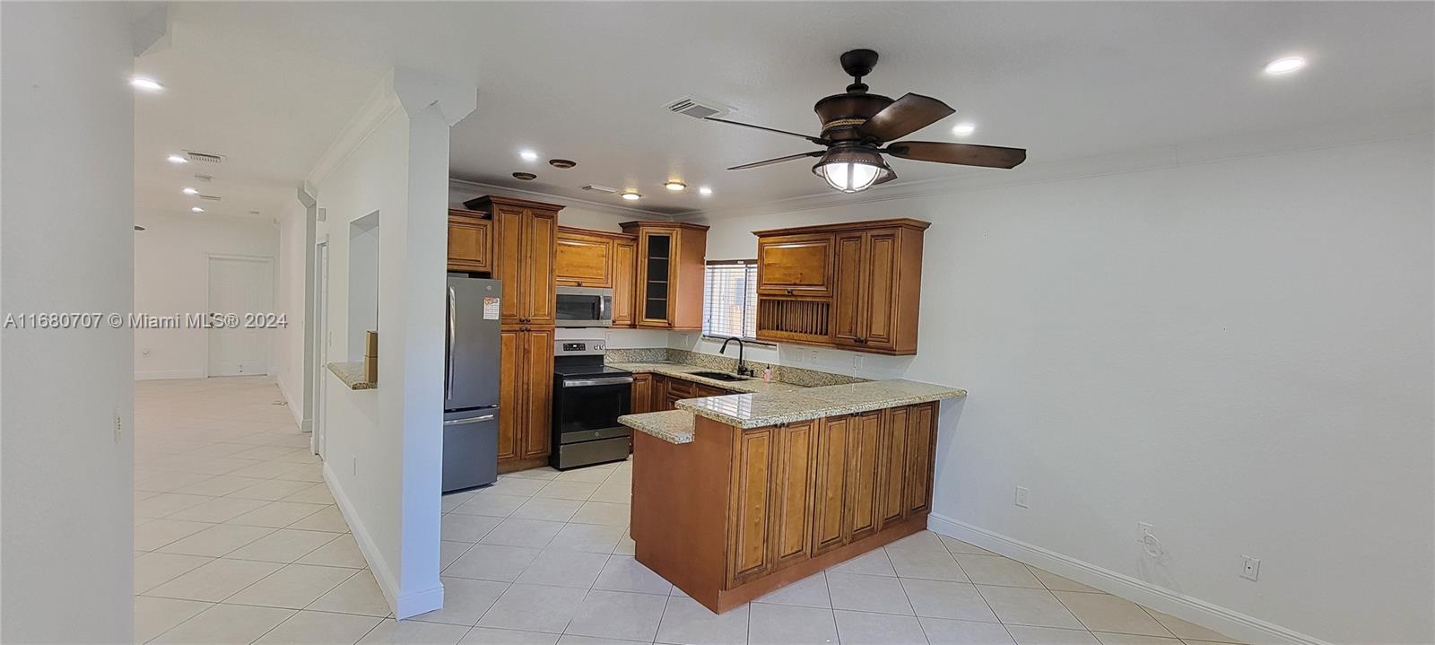 3377 NE 4th St, Homestead FL 33033