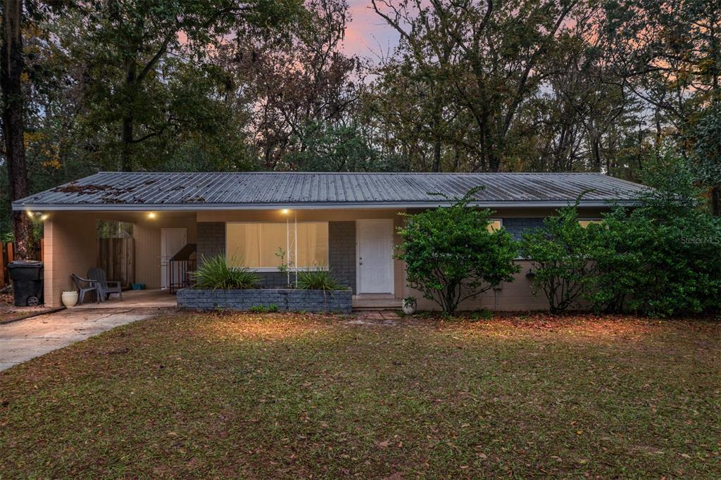 305 NW 34TH STREET