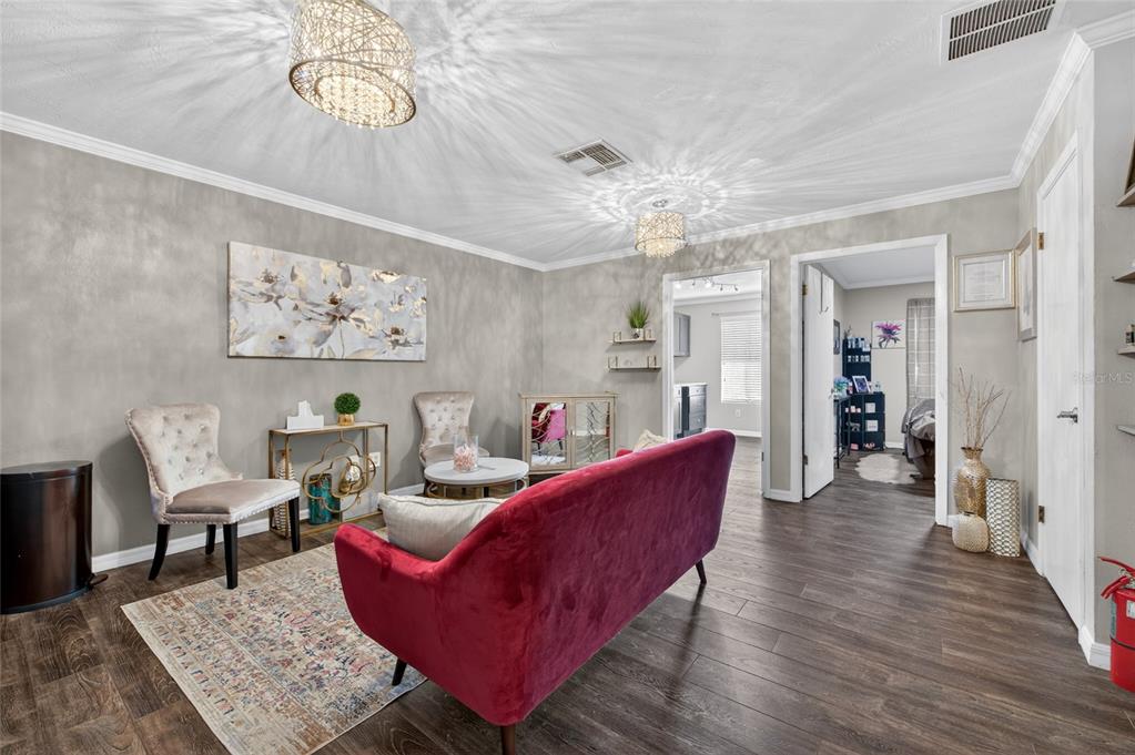 555 W GRANADA BOULEVARD UNIT B7