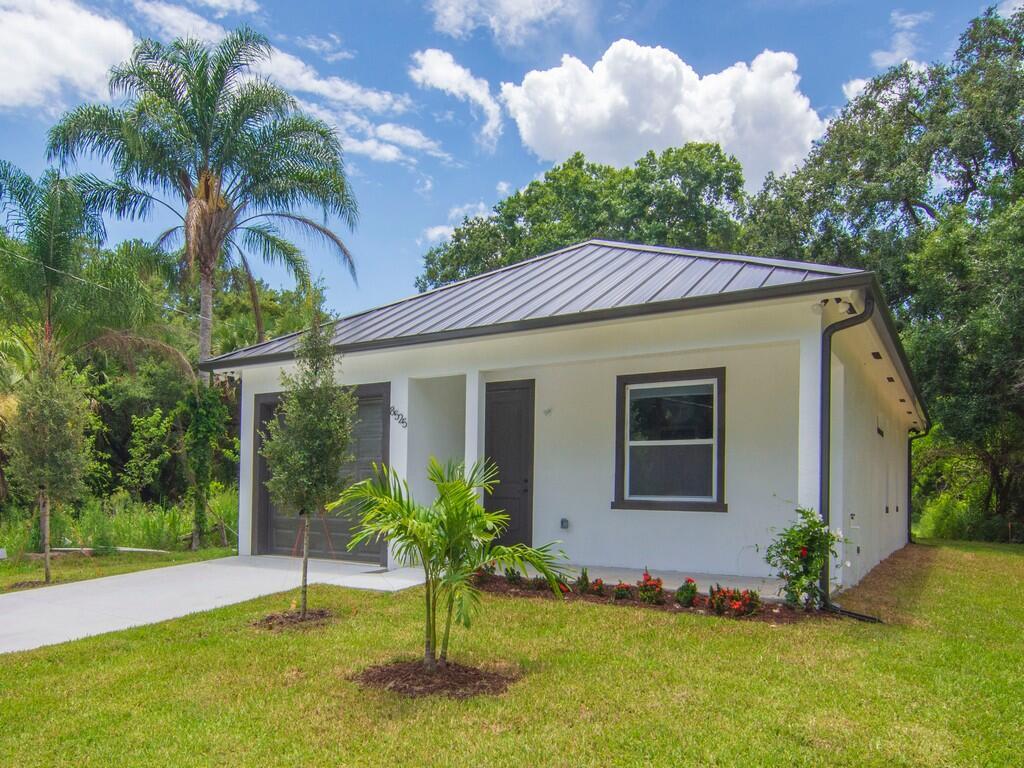 8525 64th Avenue, Vero Beach FL 32967