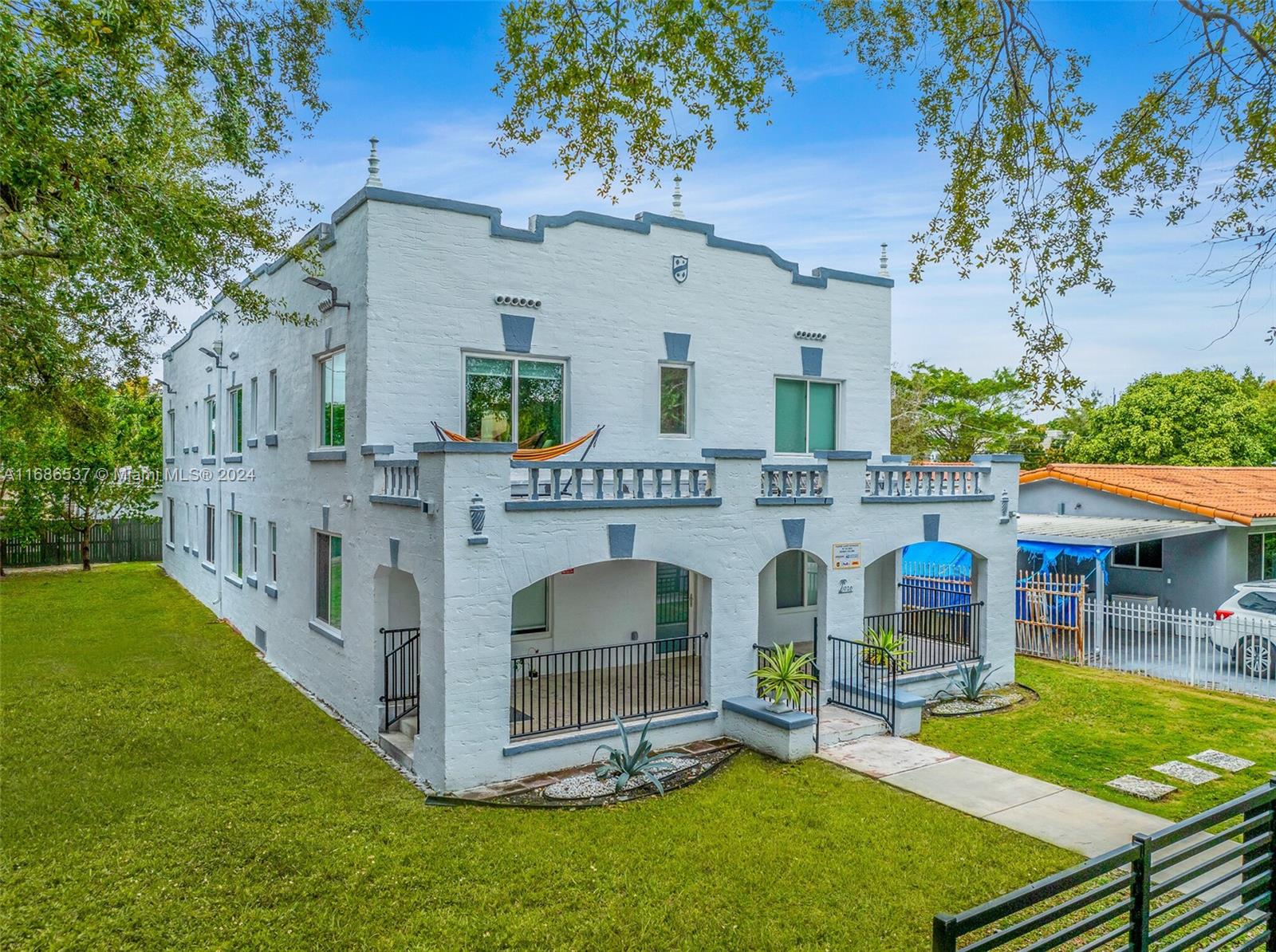 1020 SW 23rd Ave, Miami FL 33135