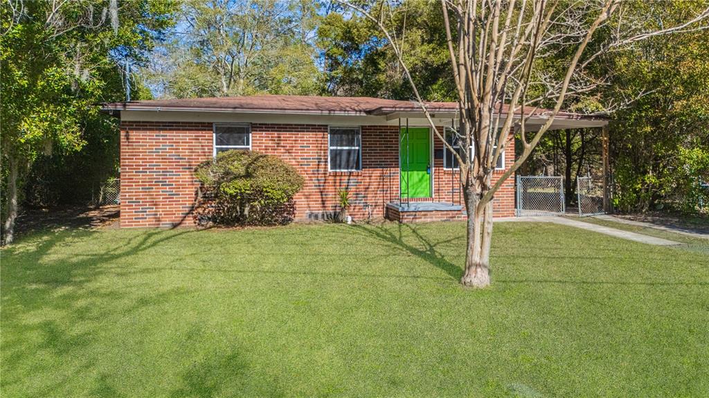 2603 SUNNY ACRES DRIVE N