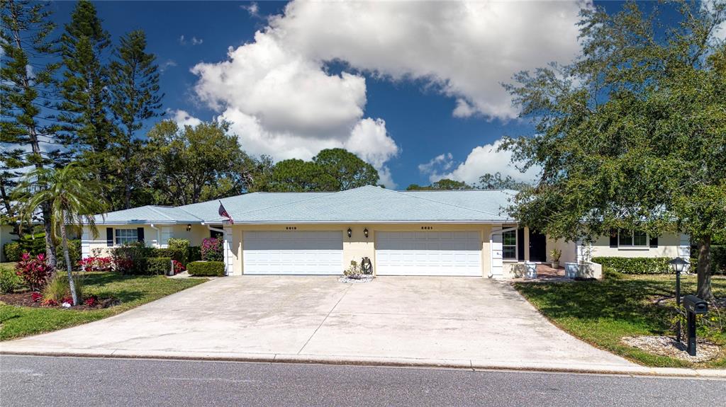 5621 PALM AIRE DRIVE
