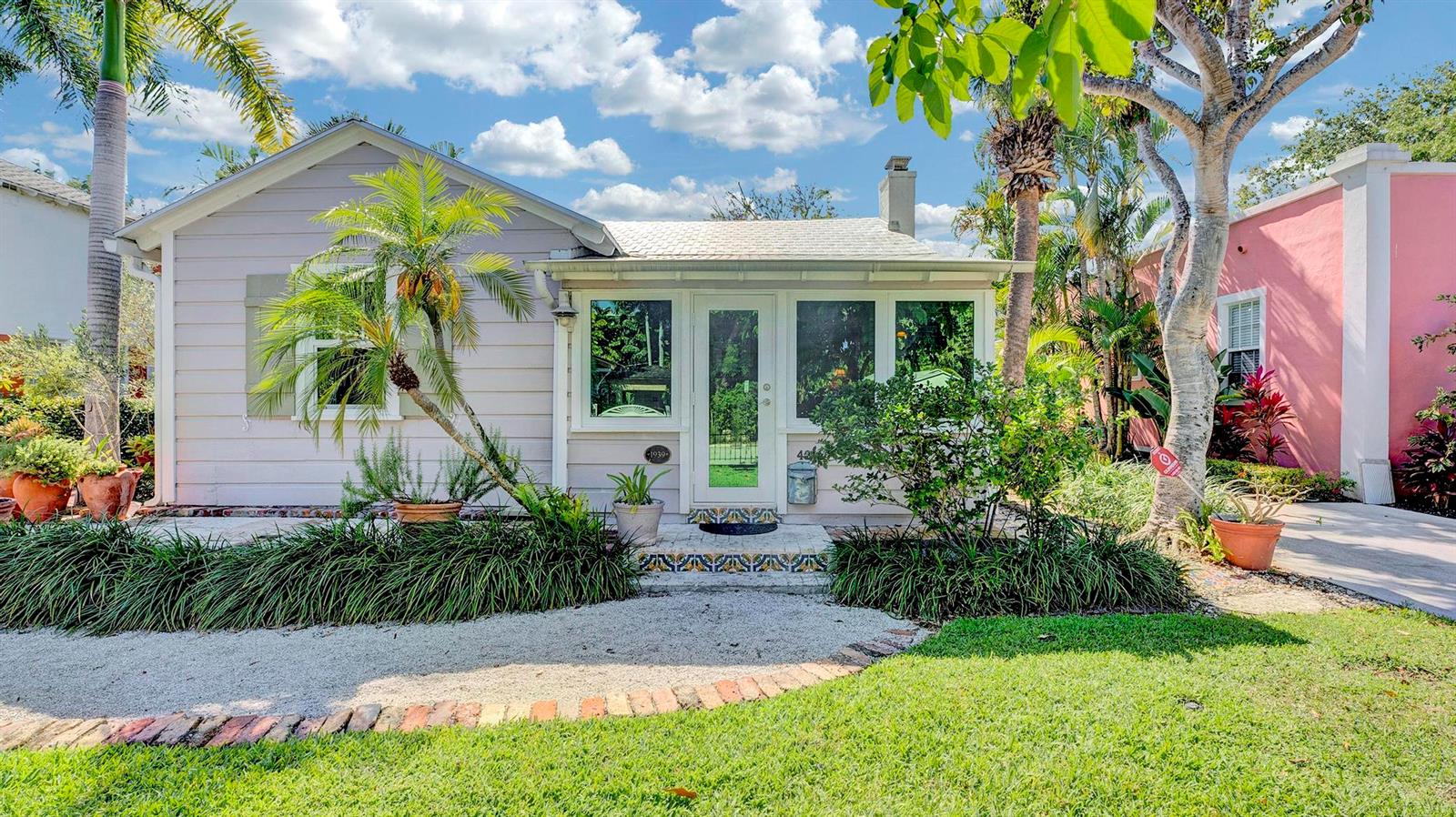 42 Palm Square, Delray Beach FL 33483