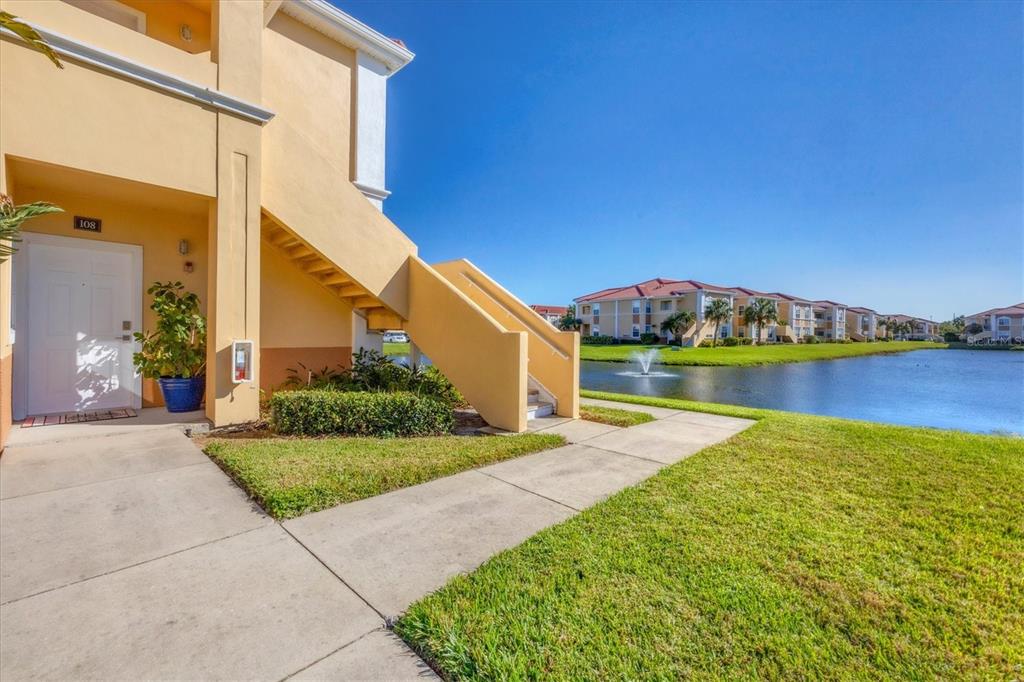 2950 VISCAYA PLACE UNIT 108