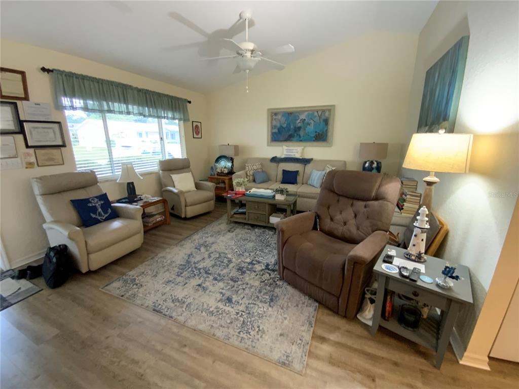 9486 SE 173RD PLACE, SUMMERFIELD, FL — photo 4 of 16