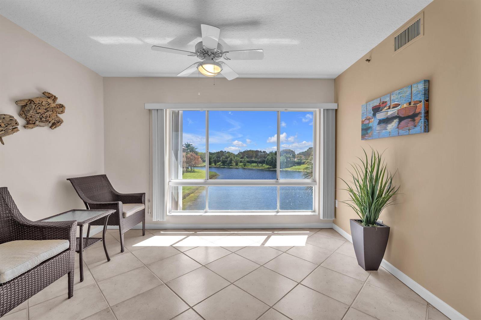 5842 Crystal Shores Drive # 302, Boynton Beach FL 33437