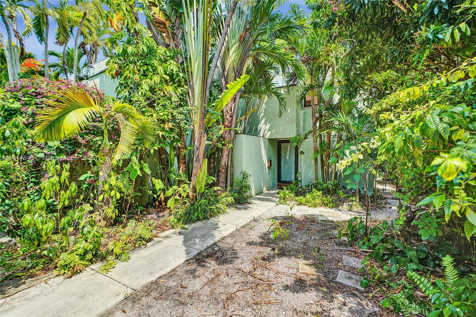 2591 Trapp Ave # 4, Miami FL 33133