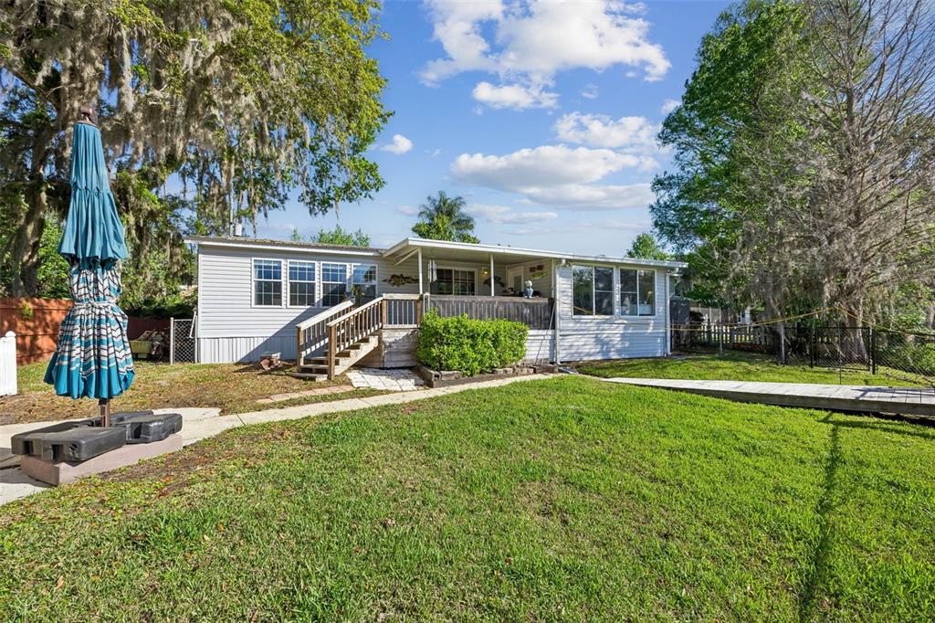 334 PARADISE CIRCLE, SATSUMA, FL — photo 3 of 30