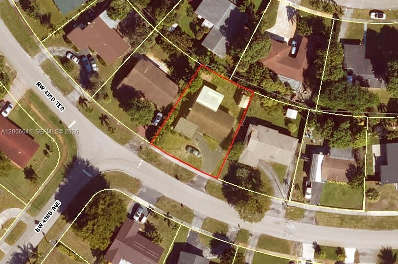 This is an aerial map view of a residential property outlined in red — 1118 NW 43rd Ter, Lauderhill FL 33313, LAUDERHILL, FL