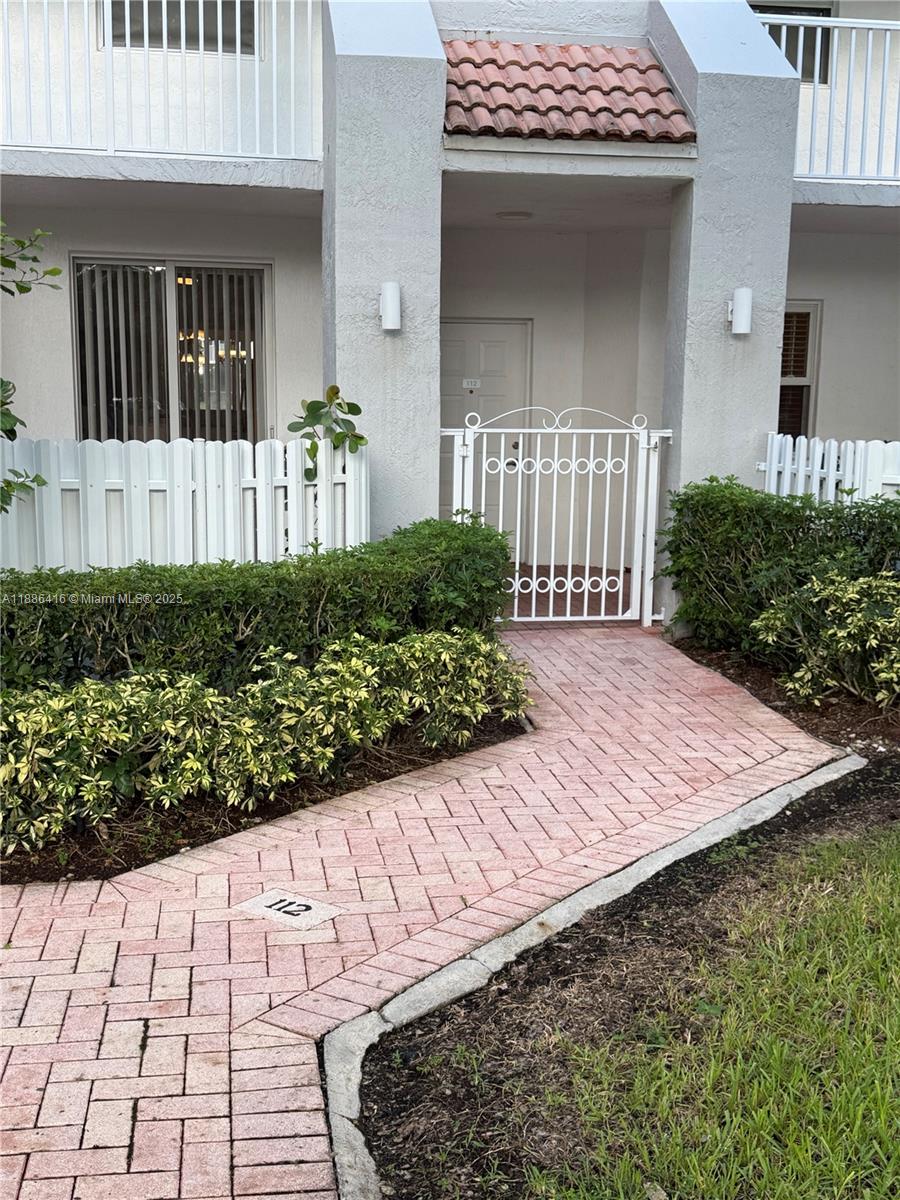 10750 NW 66th St # 112, Doral FL 33178