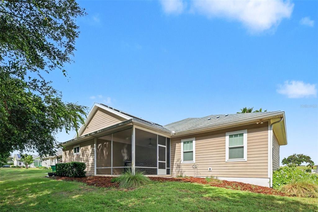 1182 FIESTA KEY CIR, LADY LAKE, FL — photo 2 of 25