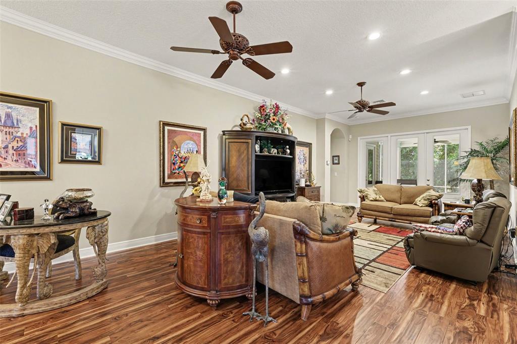 1182 FIESTA KEY CIR, LADY LAKE, FL — photo 5 of 25