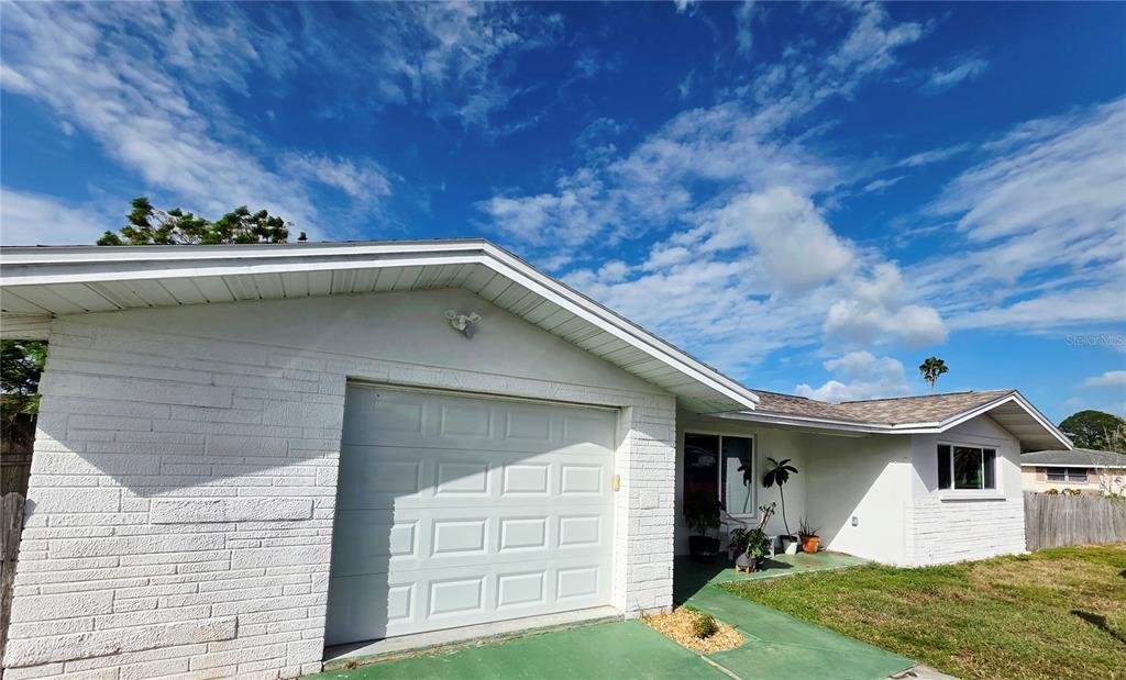 8005 LOTUS DRIVE