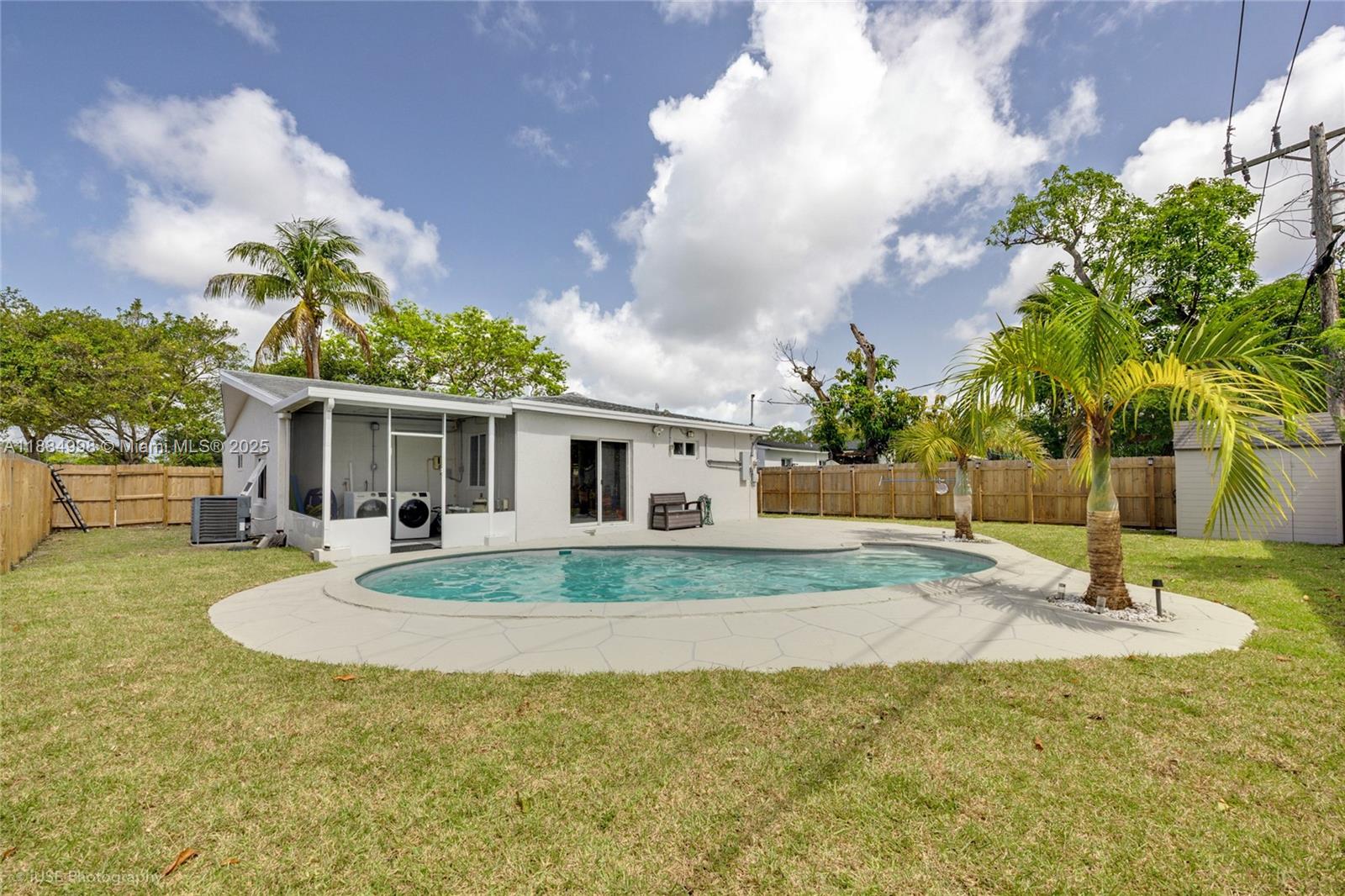 12245 NW 2nd Ave, North Miami FL 33168