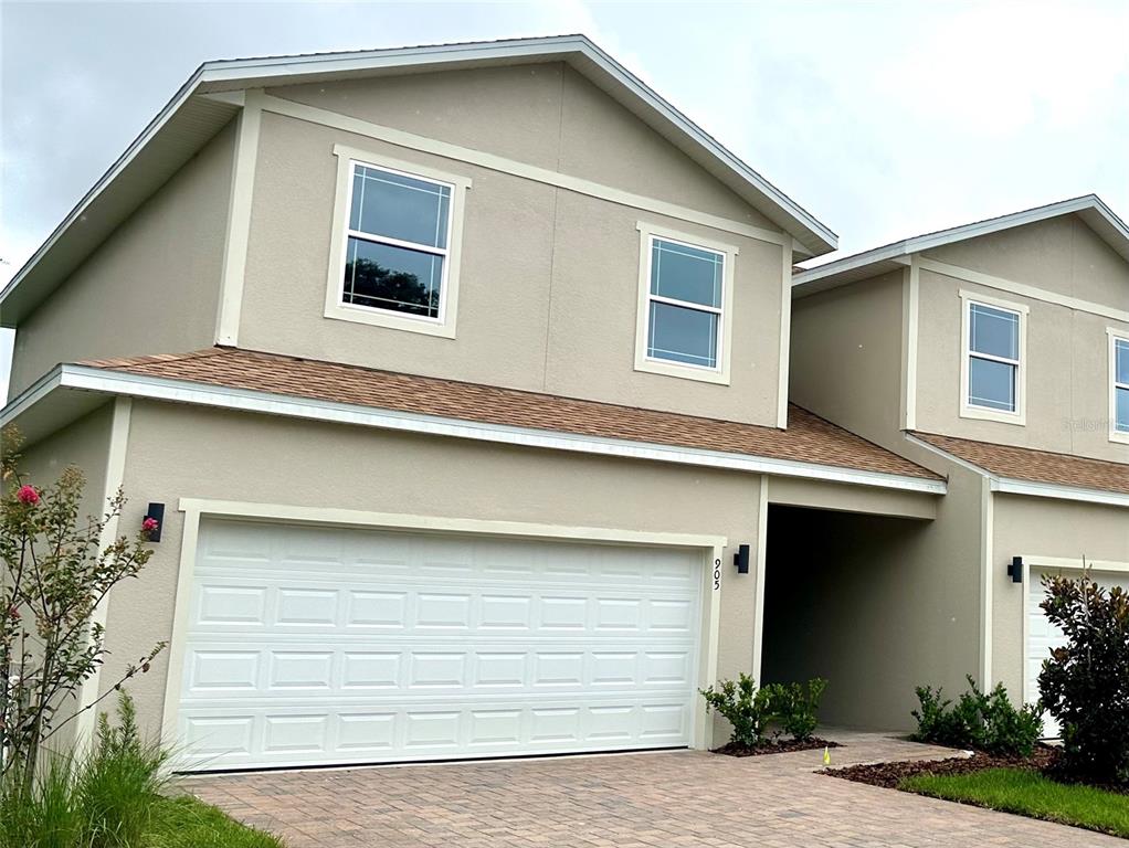 905 LAKEFRONT VILLAGE DRIVE