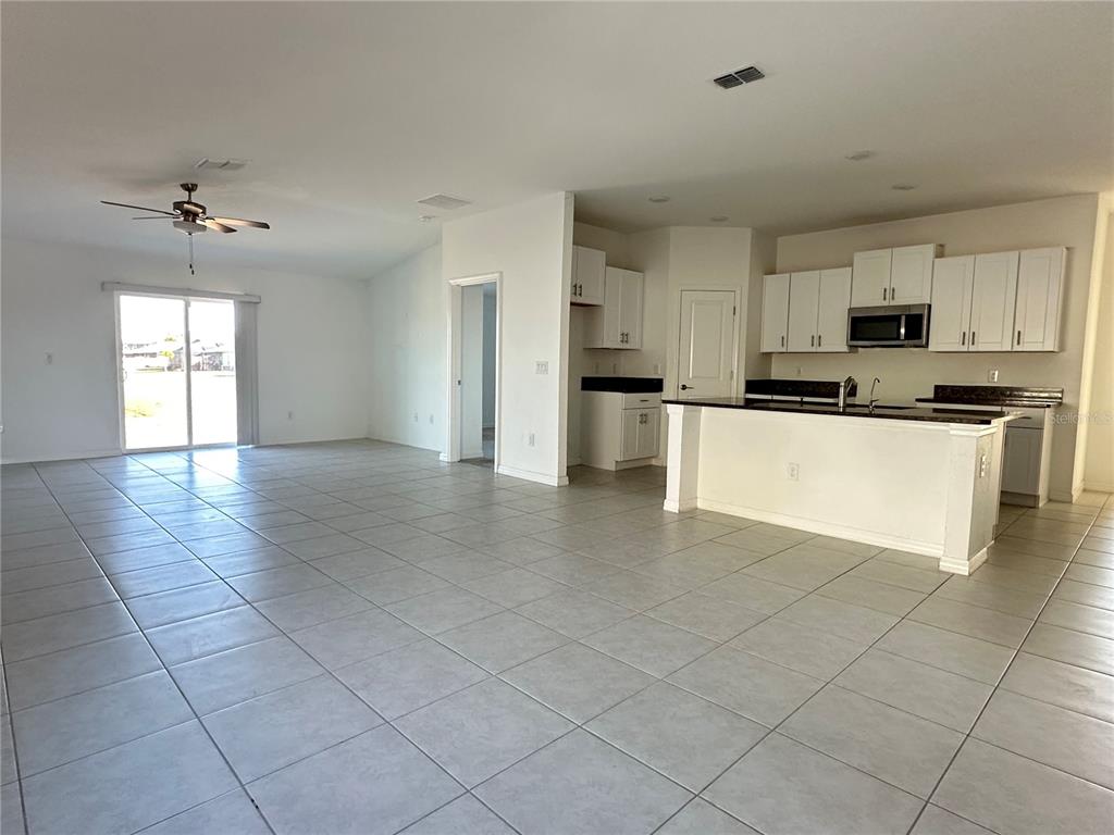 5380 BLUE HORIZON WAY, WIMAUMA, FL — photo 5 of 23