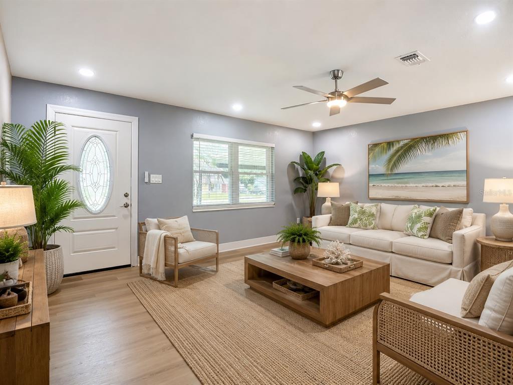 730 E 9TH STREET, APOPKA, FL — photo 2 of 30