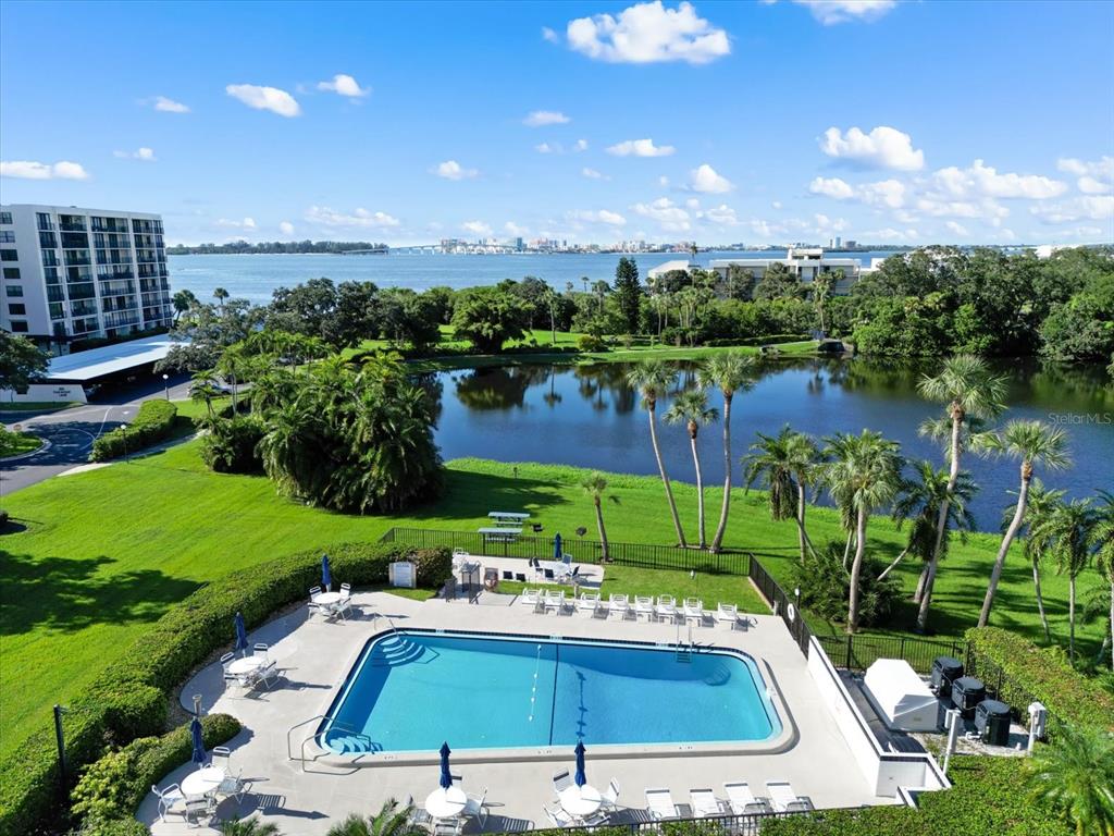 220 BELLEVIEW BOULEVARD UNIT 702, BELLEAIR, FL — photo 2 of 30