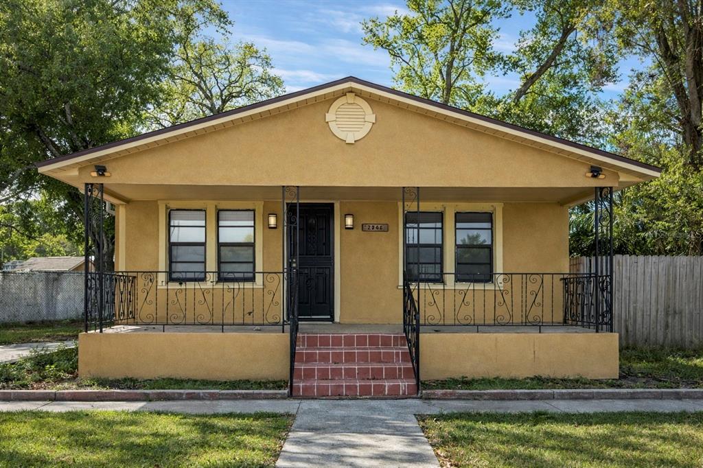2806 PARK DRIVE