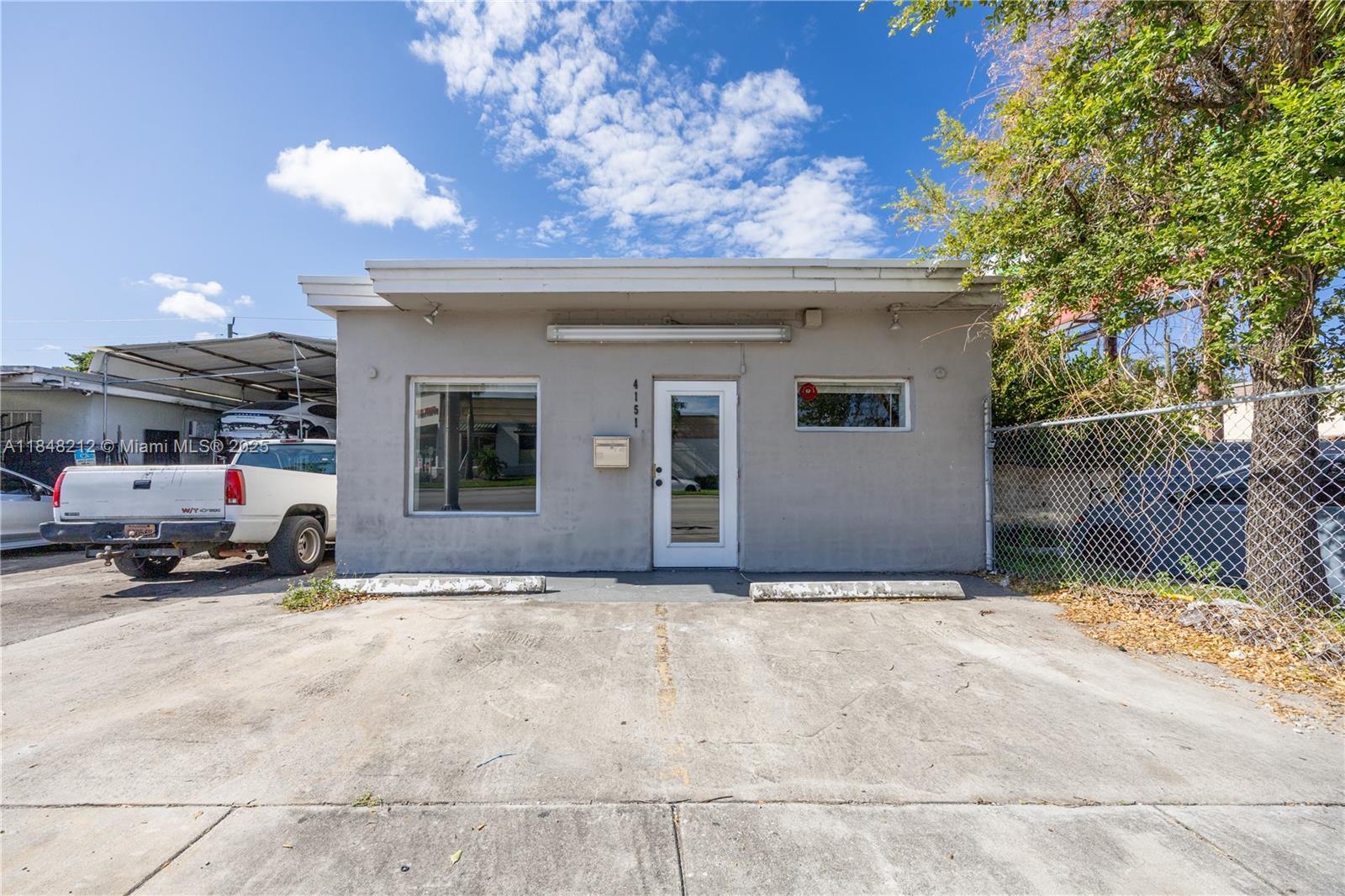 4151 W Hallandale Beach Blvd, West Park FL 33023