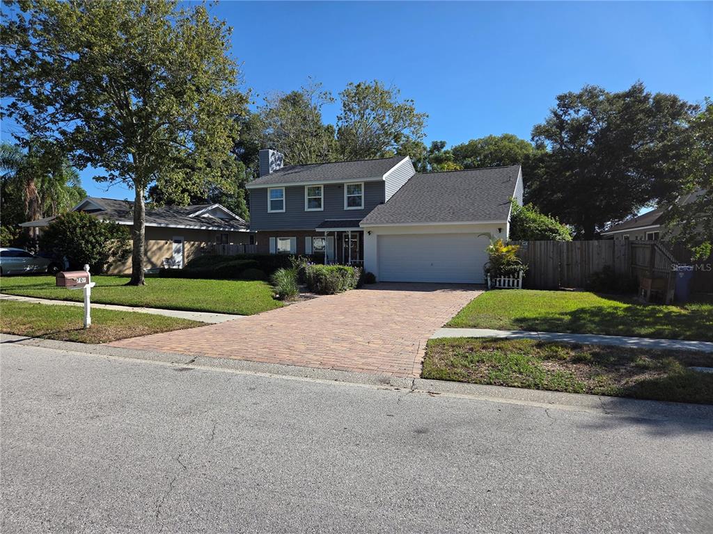 707 ROLLINGWOOD LANE
