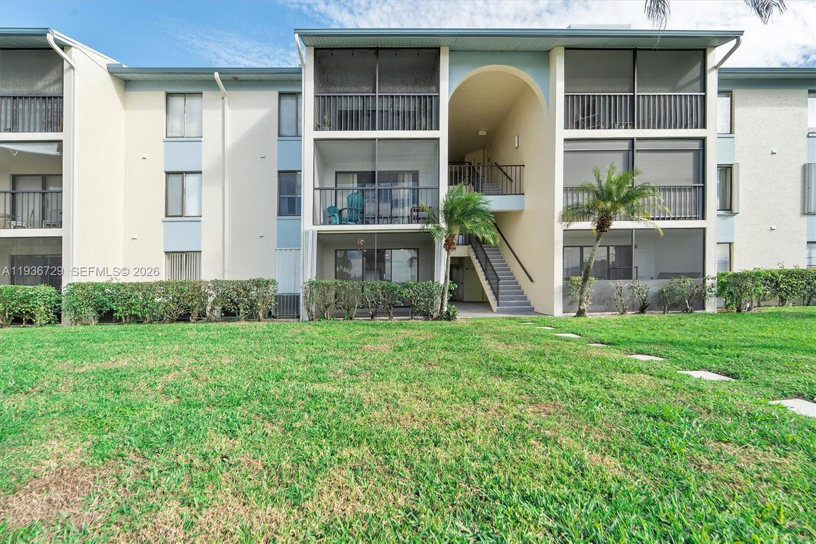 1109 Green Pine Blvd # C1, West Palm Beach FL 33409