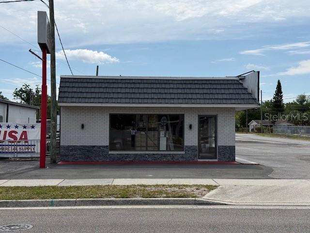 9501 N NEBRASKA AVENUE