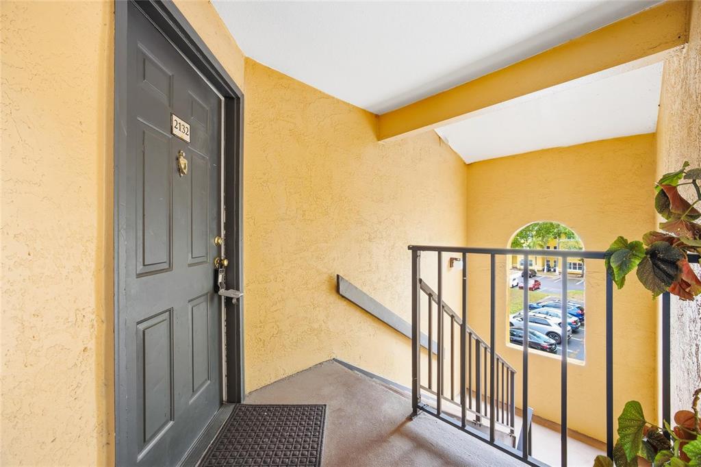 4532 COMMANDER DRIVE UNIT 2132, ORLANDO, FL — photo 4 of 26